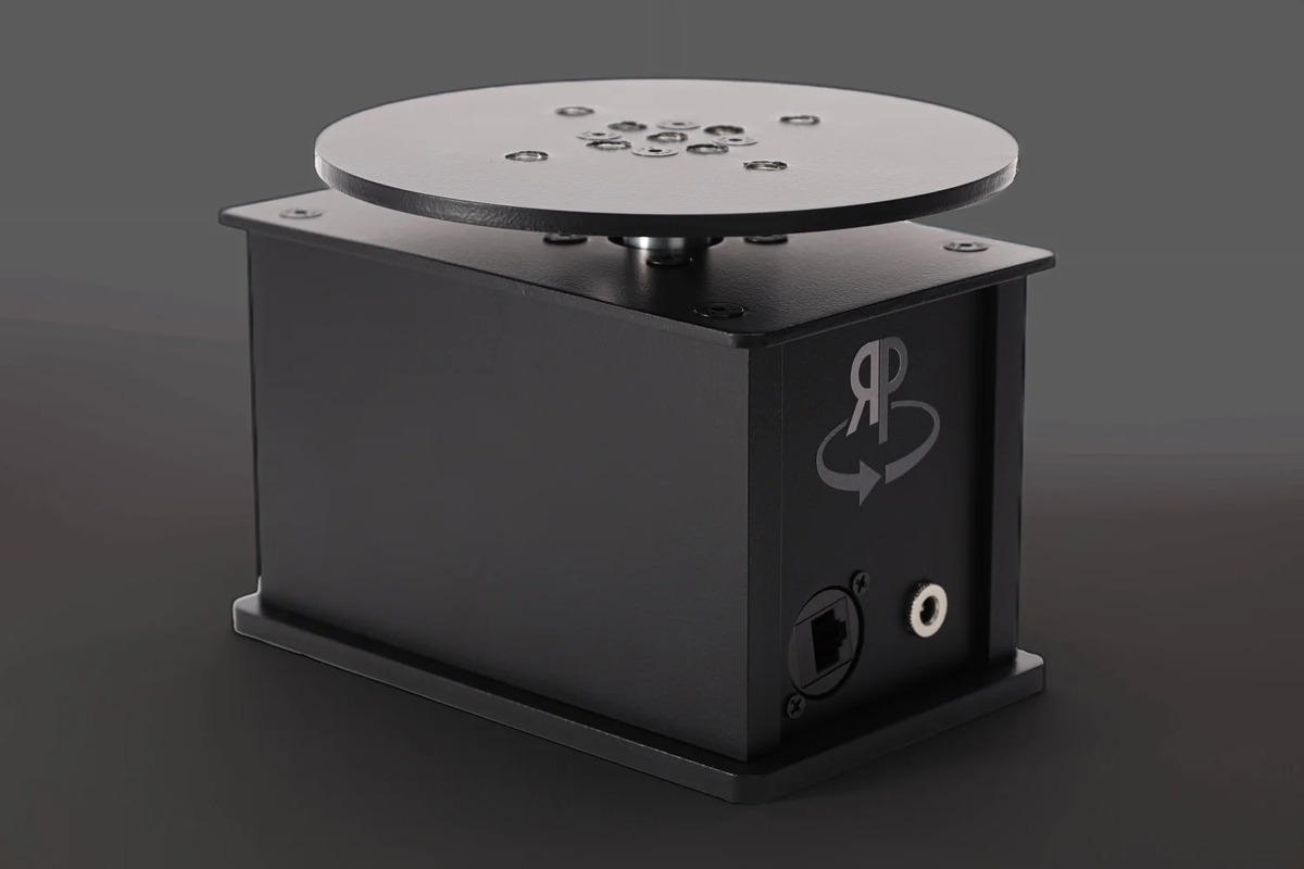 revo product image